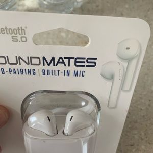 Soundmates Wireless Earbuds NEW
